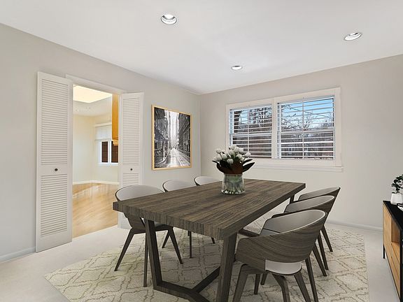 3rd image of 712 Lombardy Ct