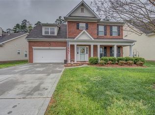 208 Mary Caroline Springs Dr, Mount Holly, NC 28120