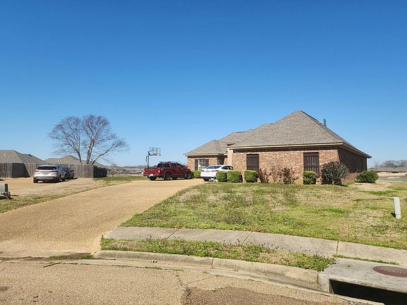 2nd image of 158 Millhouse Dr