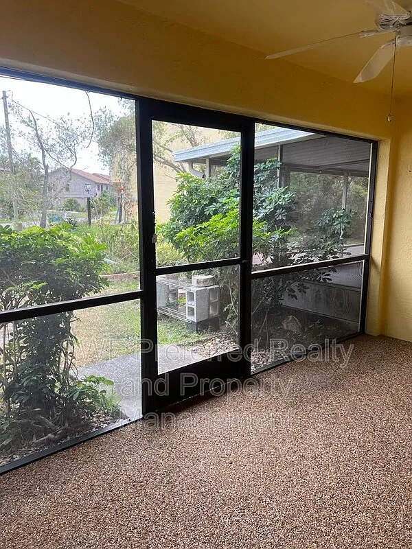 2 bed, 2.0 bath, 1200 sqft, $1,495 — Photo 2