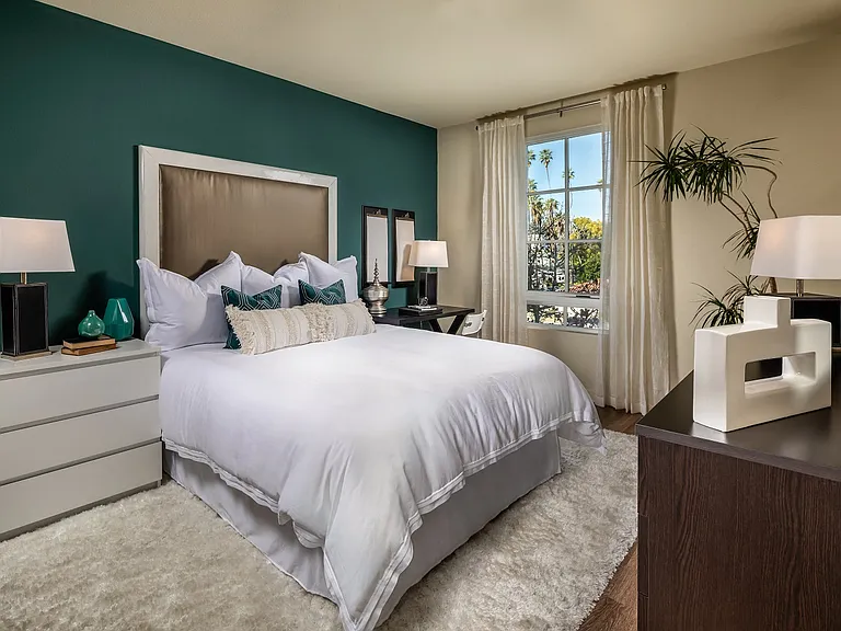 Trio Apartments — Photo 9