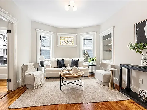 49 Hancock St Photo 1