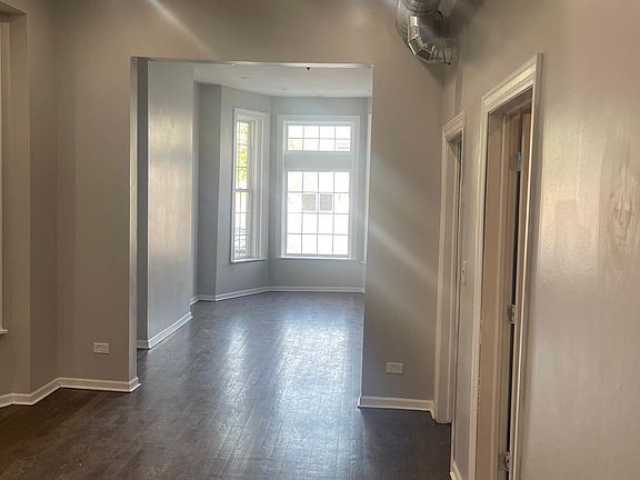 4th image of 140 S Sacramento Blvd Unit 1