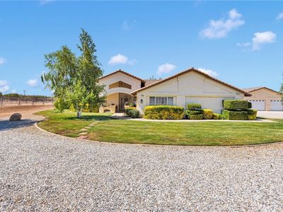 12958 Ranchero Rd, Oak Hills, CA, 92344