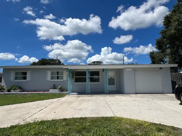 11162 Ridge Rd, Seminole, FL 33778