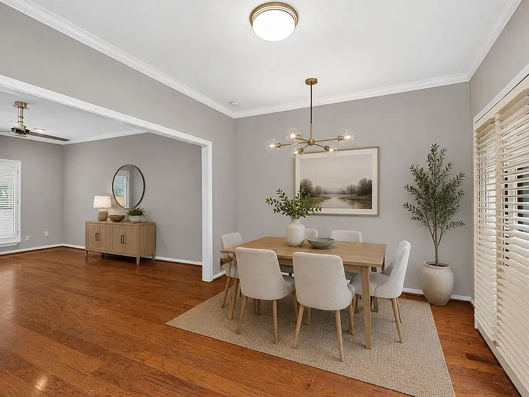11711 Memorial Dr #11 — Photo 12