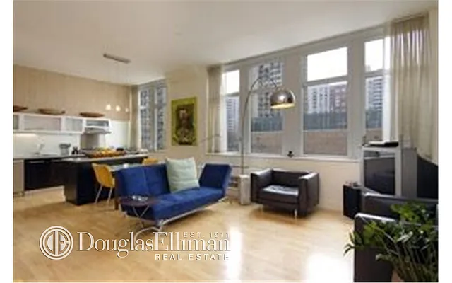 Rented by Douglas Elliman | media 7