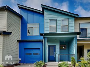 9887 11th Ave SW, Seattle, WA 98106