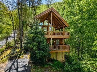 3040 Brothers Way, Sevierville, TN 37862