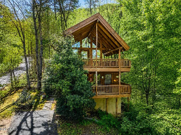 3040 Brothers Way, Sevierville, TN 37862