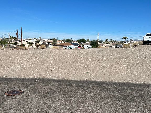 2nd image of 3089 Tomahawk Dr