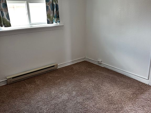 5th image of 704 16th St