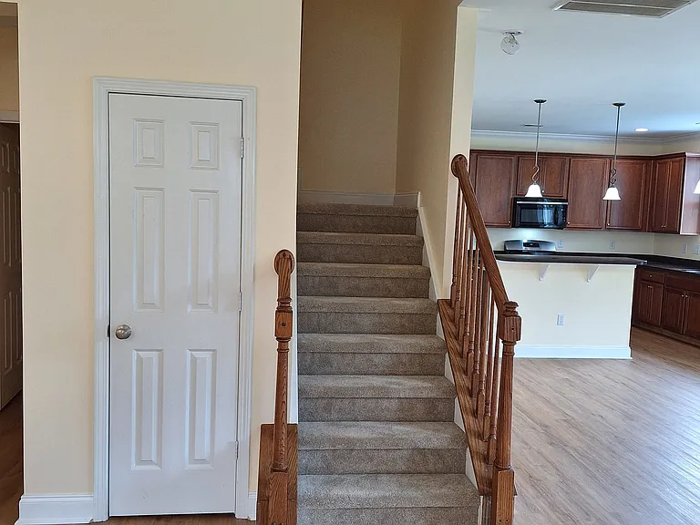 609 Knowledge Dr — Photo 8