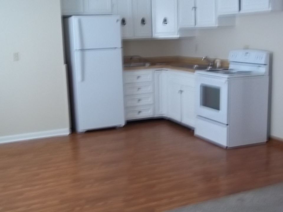 2nd image of 2234 Scherm Rd