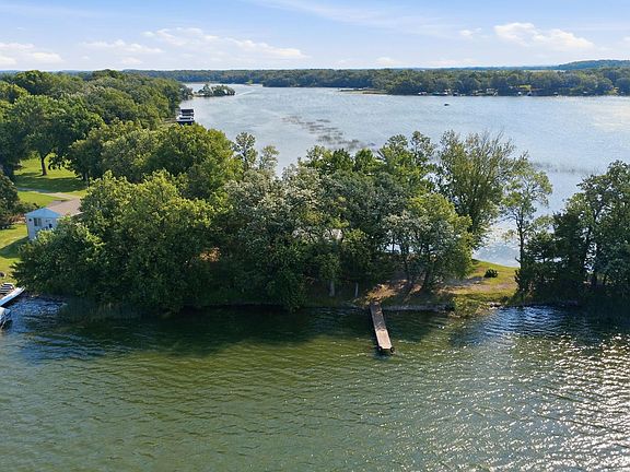 3rd image of 20927 Big Lake Rd