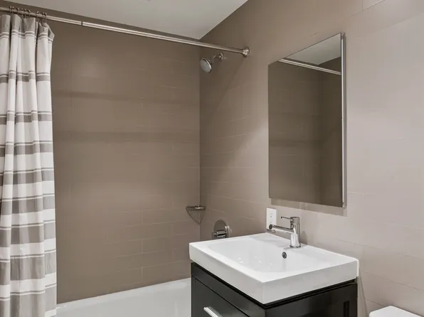 34 West 74th Street image 6 of 13