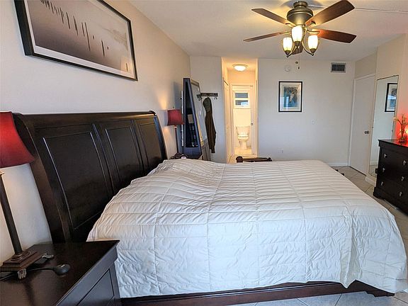 3rd image of 1610 N Ocean #503 East