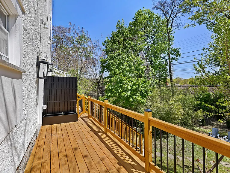 300 Bruce Park Ave #2 — Photo 26
