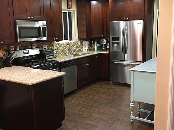 3rd image of 545 Ballantyne Street