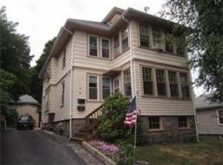 22 Berry St, Quincy, MA 02169