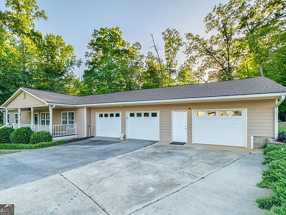 2nd image of 1633 Cole Creek Rd