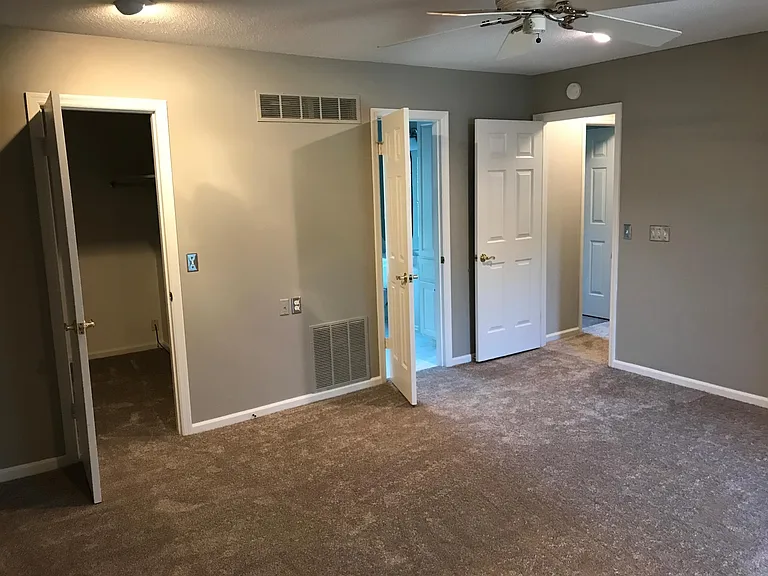 1595 Hamilton Ct — Photo 14