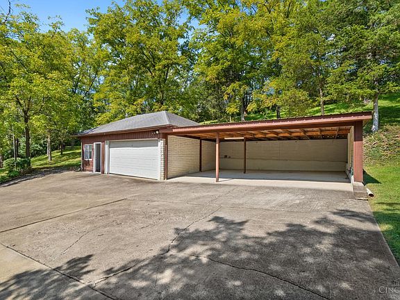 5th image of 5633 Happy Hollow Rd