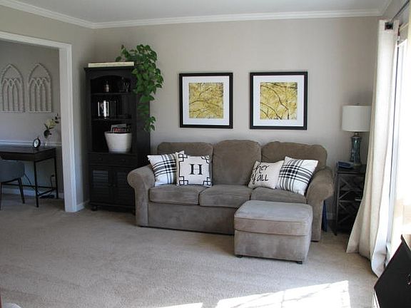 3rd image of 105 Lake Park Dr