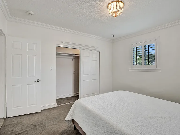 248 Codrington Dr — Photo 68