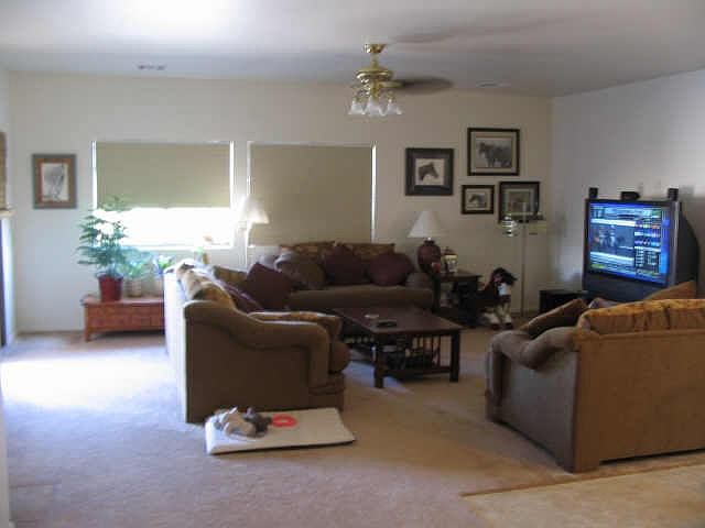 2nd image of 488 E Taylor Terrace