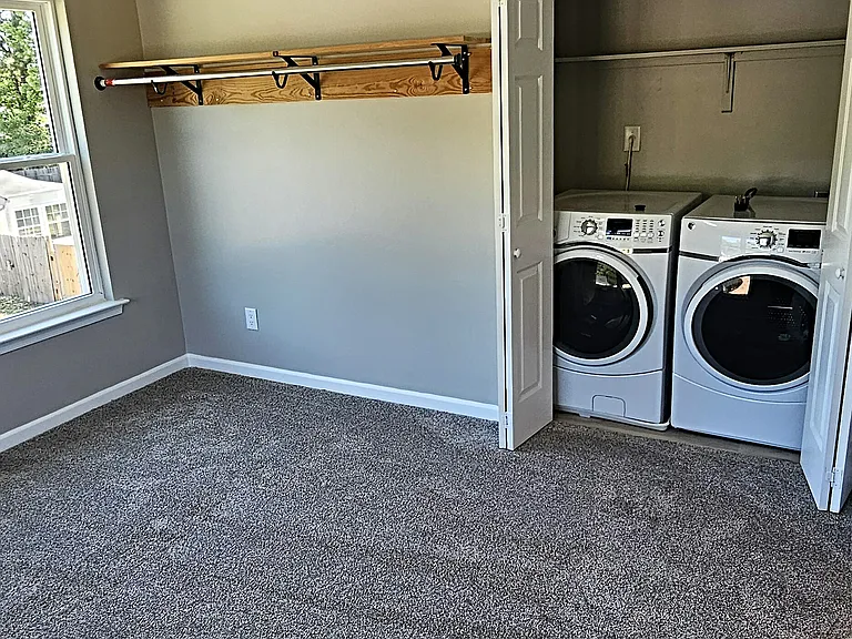 612 Queens Creek Rd — Photo 18