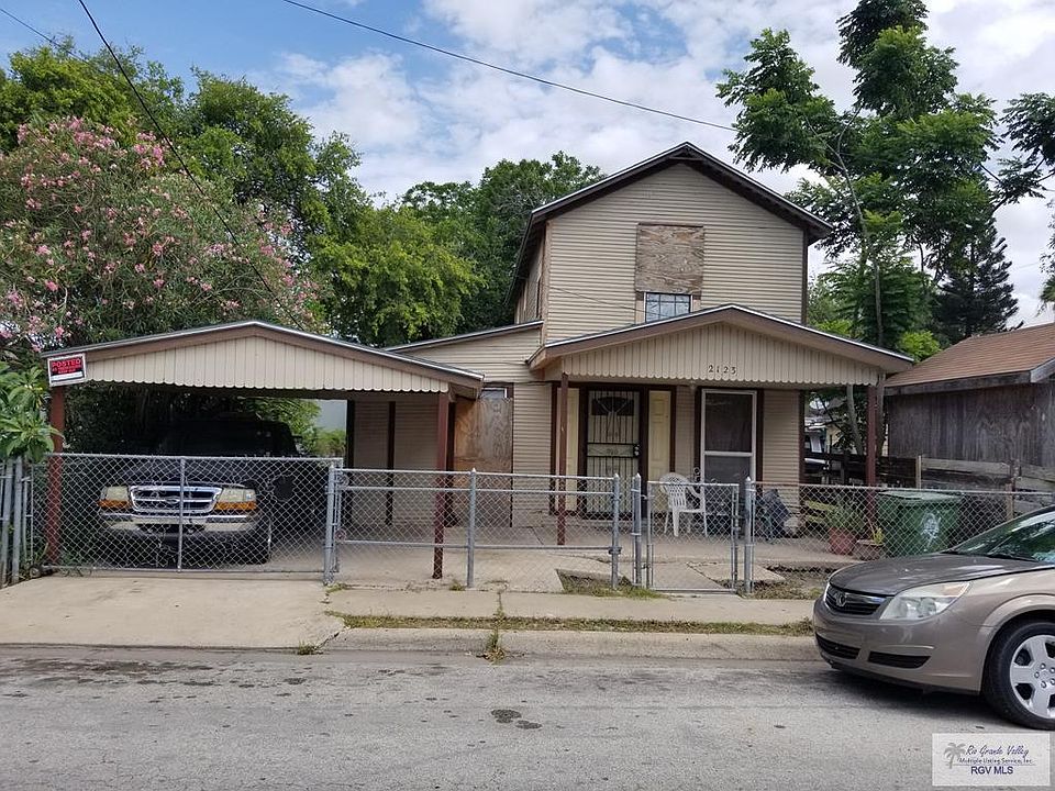 1st image of 2123 E 17th St