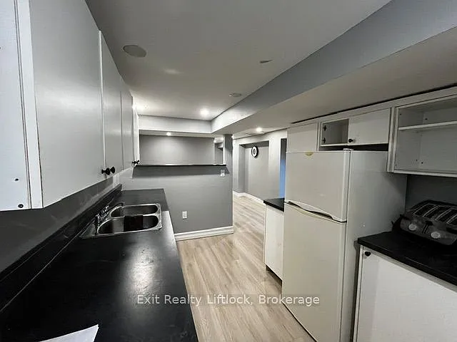 303 Caddy St — Photo 12