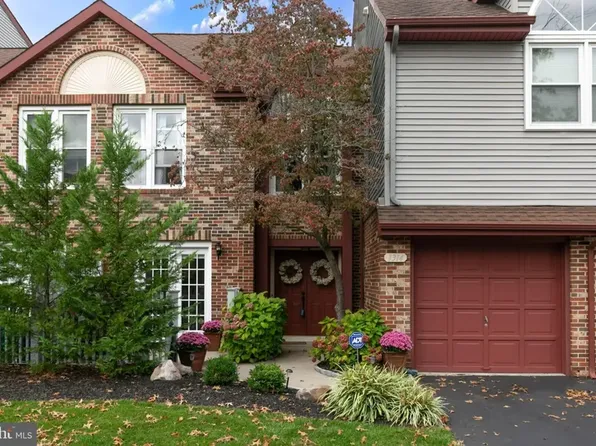 1314 Chanticleer, Cherry Hill, NJ 08003