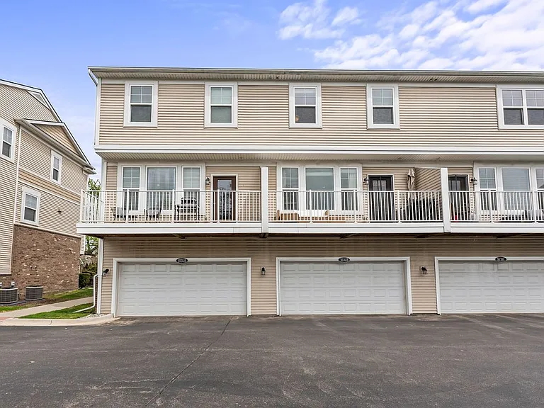 1031 N Sherman Dr #A — Photo 10