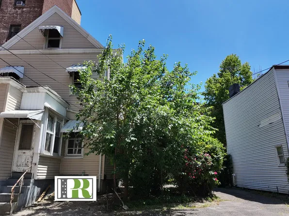 299 Webster Avenue image 1 of 8