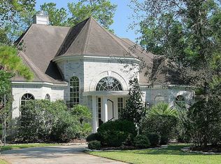 205 W Shadowpoint Cir, The Woodlands, TX 77381