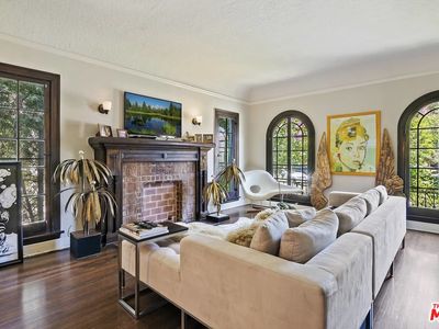 821 S Mansfield Ave APT 2, Los Angeles, CA, 90036