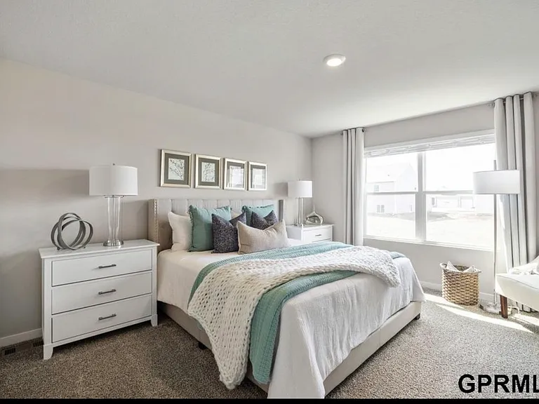 7102 S 204th Ave — Photo 11
