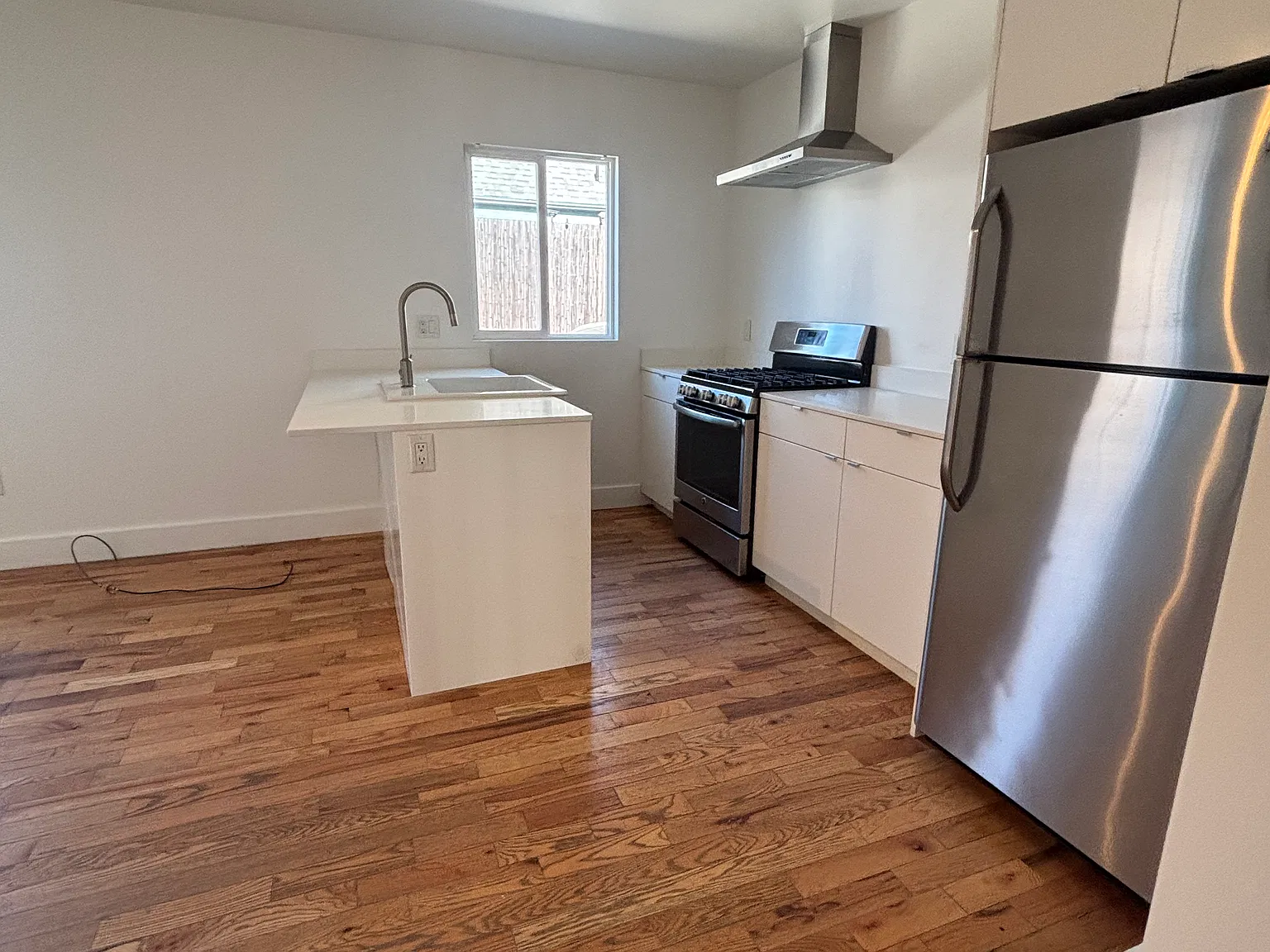 1 bed, 530 sqft, $2,200 — Photo 4