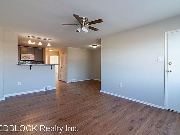 5th image of 9843 Frankford Ave #2F