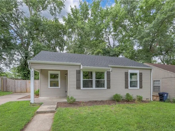 713 NE 45th Ter, Kansas City, MO 64116