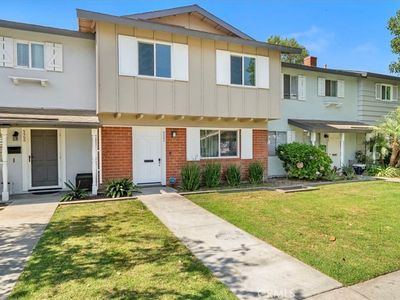 9562 Cornwall Dr, Huntington Beach, CA, 92646