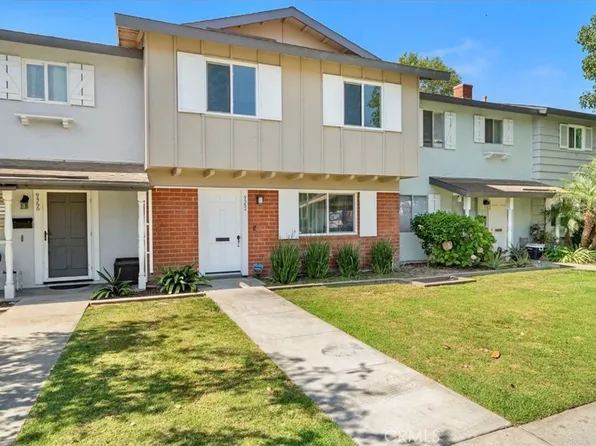 9562 Cornwall Dr, Huntington Beach, CA 92646