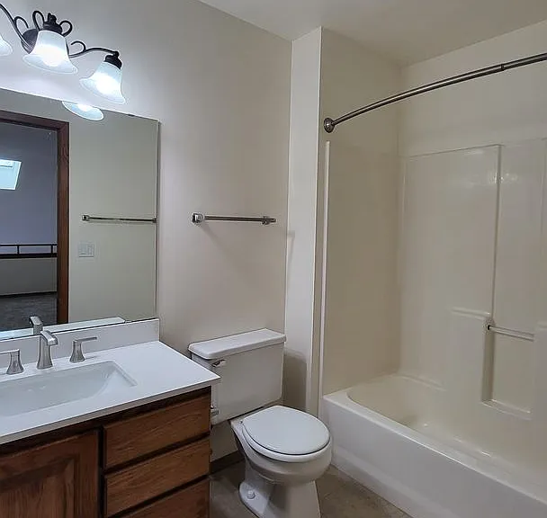 Sauk Creek Apartments — Photo 31