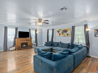 904 State Highway 173, Bandera, TX 78003