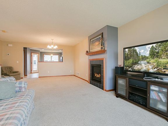 5th image of 15232 Fanning Dr N