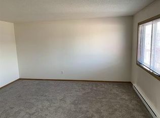 1305 34th St Cir S (MH), Moorhead, MN 56560