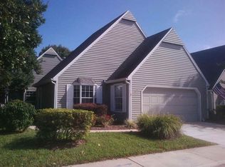 325 Village Dr, Saint Augustine, FL 32084