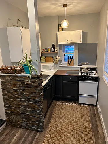 2750 Mount Troy Rd Photo 1